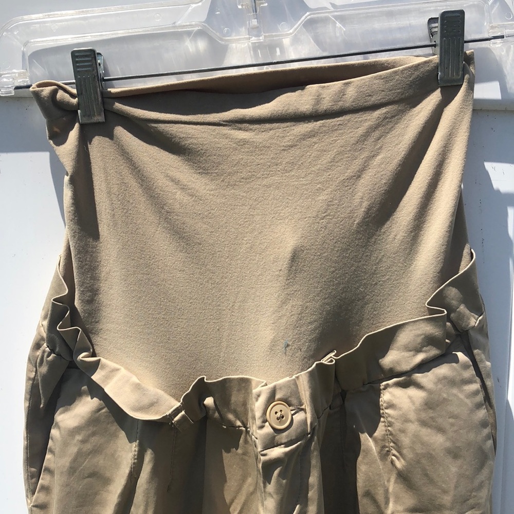 Maternity capris - Picture 2 of 3